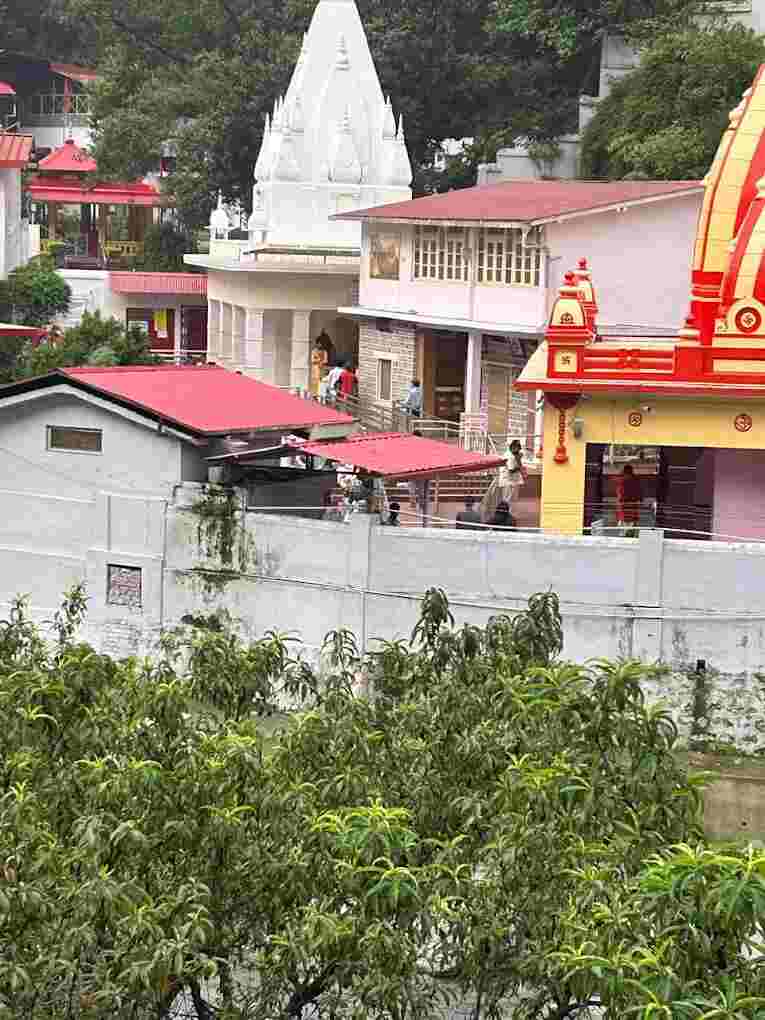 Taxi Service in Kainchi Dham – Travel Made Easy