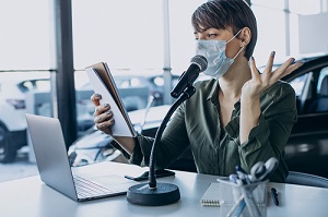 Dubai IVR Voice Recording for Customer Experience